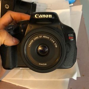 Canon EOS Rebel T3i